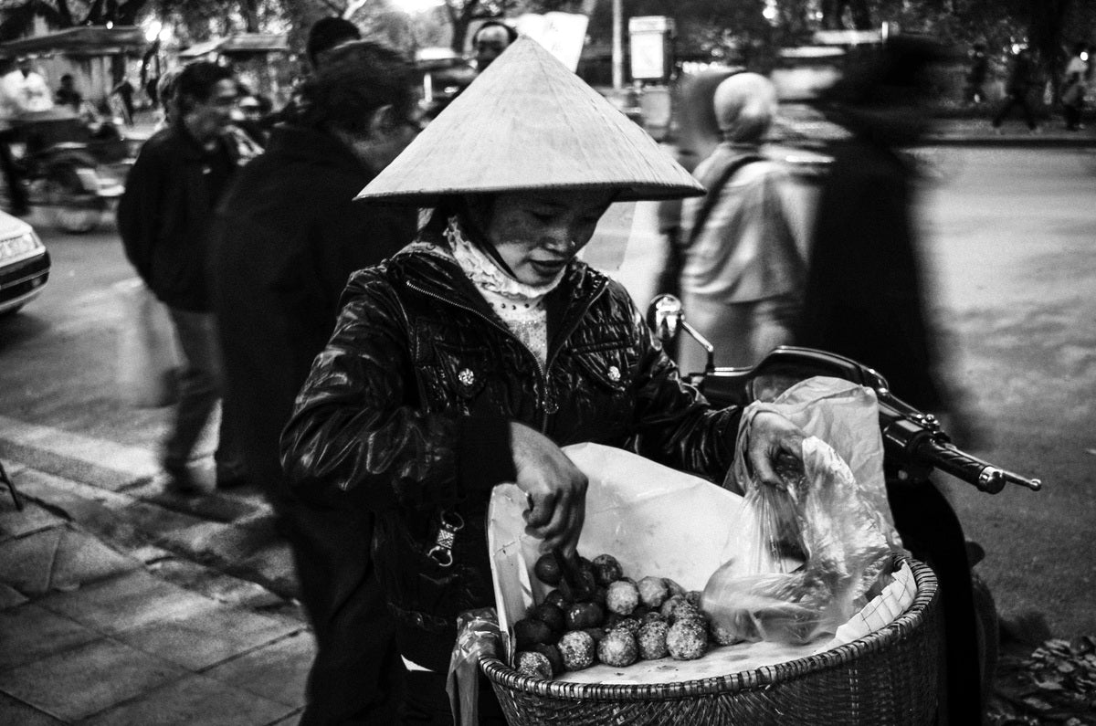 Vendedora de rua Vietnamita, Vietnam