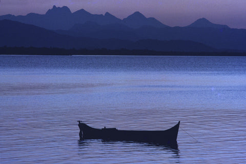 Canoa Solitária em Guaraqueçaba, 1982